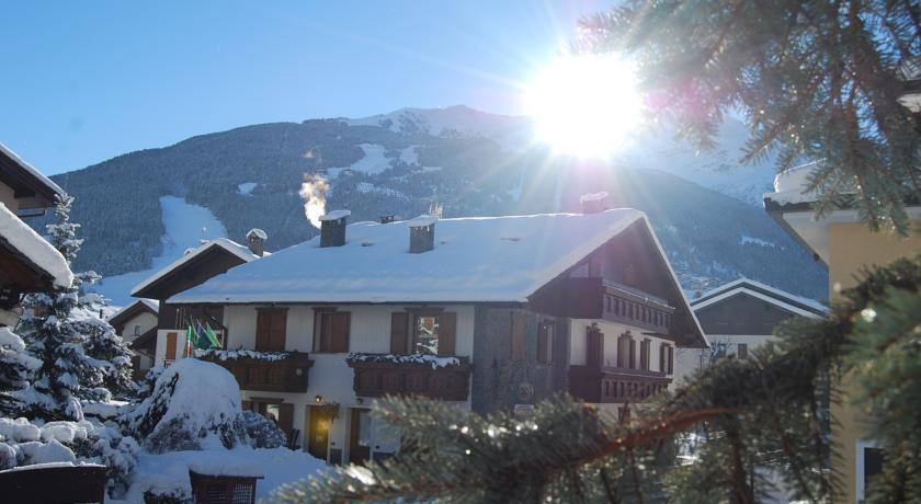 Chalet Gardenia Bormio Exterior photo